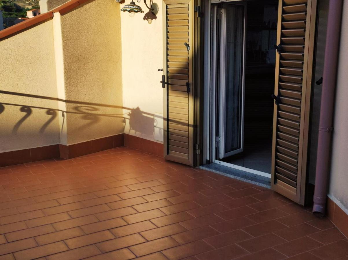La Panoramica Apartment Gallodoro ภายนอก รูปภาพ